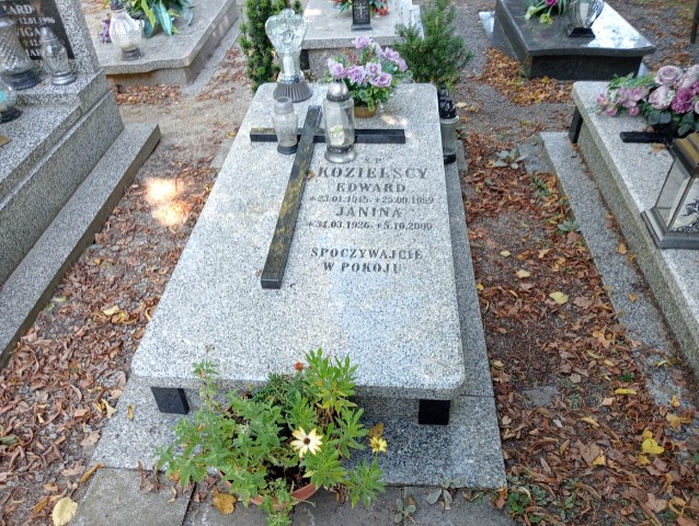 Grób Edward Kozielski
