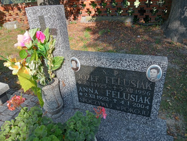 Anna Felusiak 1922 Śmiałowice i Marcinowice - Grobonet - Wyszukiwarka osób pochowanych